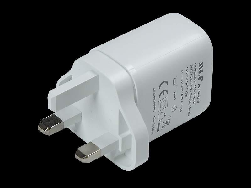 B35 PD20W+QC18W 英规充电器
