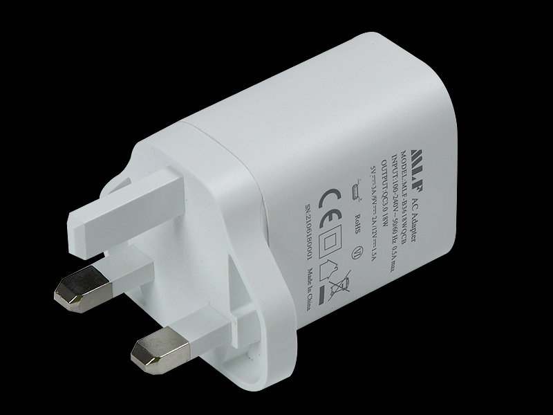 B36 QC3.018W 英规快充充电器